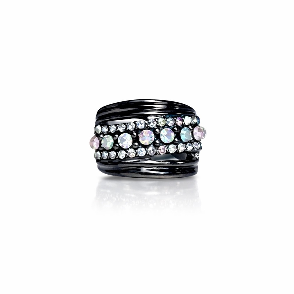 ⚜️ Elegant Black and Silver Crystal Ring